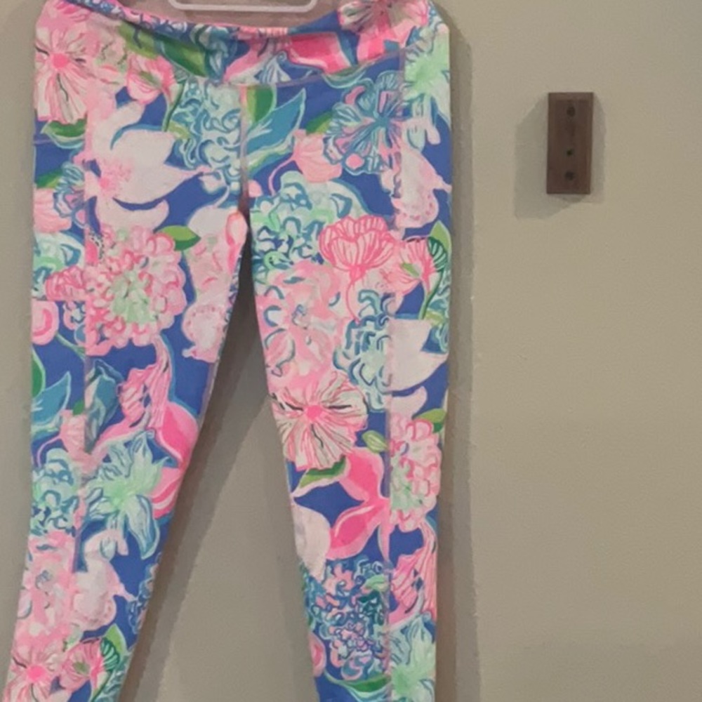 Use Lilly Pulitzer pant